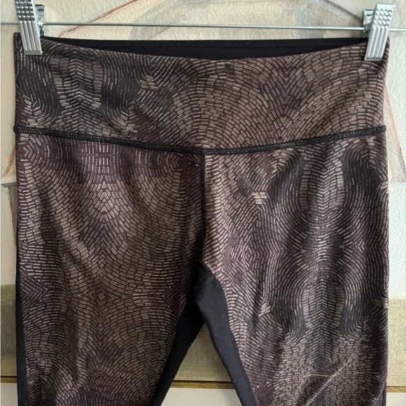 LULULEMON Wunder Under Crop II *Full-On Luon Golden Godess Cashew Multi Size 6 - Picture 6 of 11